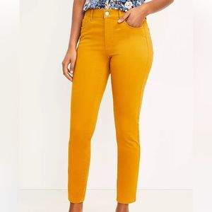 LOFT by Ann Taylor Five Pocket Modern Skinny Jeans in Marigold Yellow